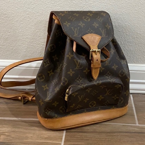 Louis Vuitton Handbags - LV Aunthentic Backpack